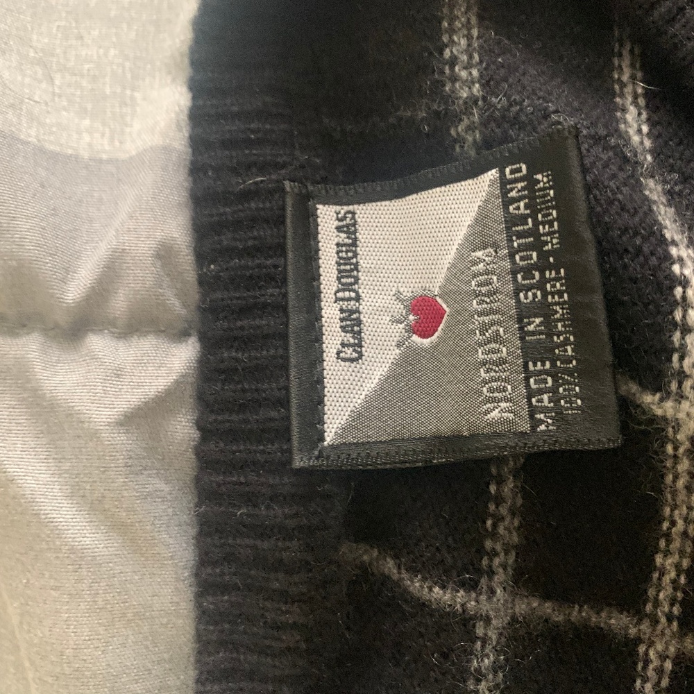 Two 100% Cashmere Sweaters Mens Medium